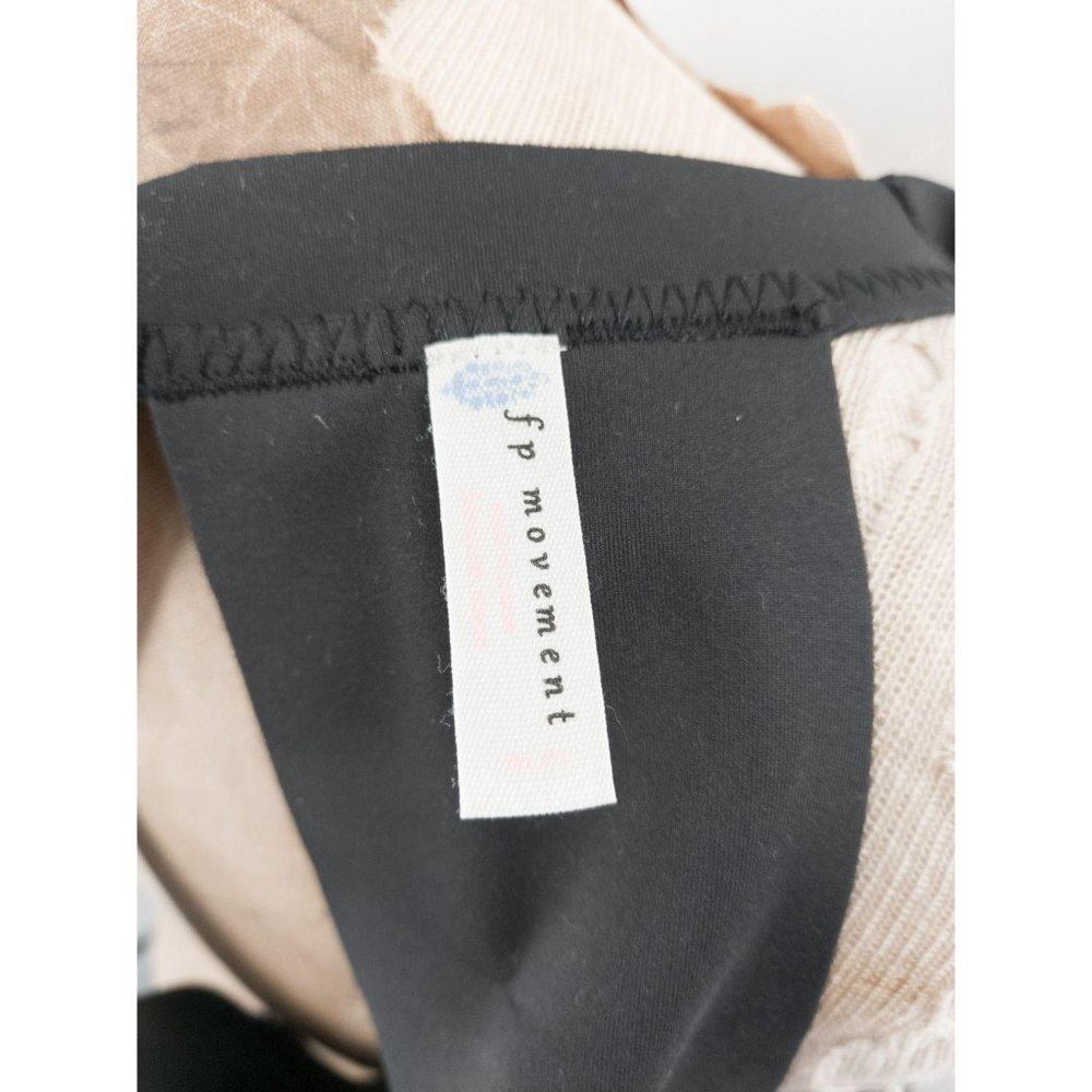Free People Blaze Black Sports Bra NEW Medium - Picture 4 of 5